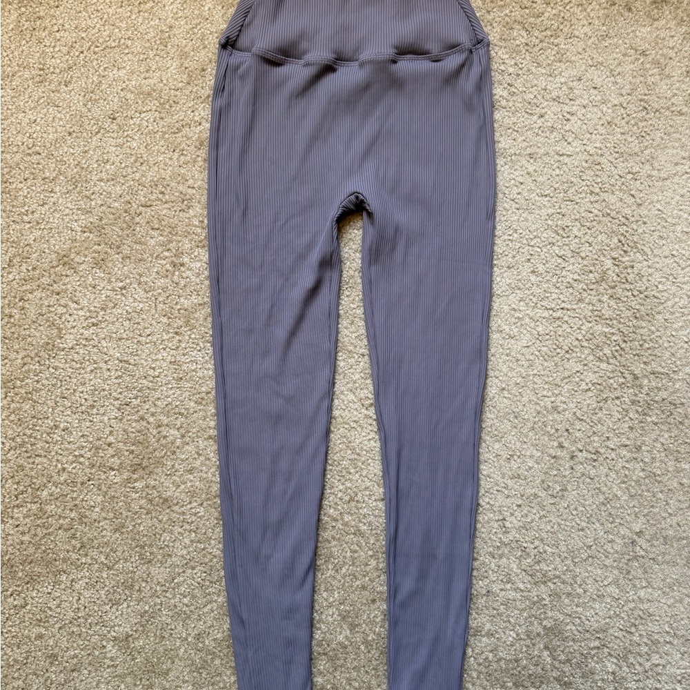 Pepper Luxe Ribbed Purple Sports Bra and Leggings Set - Picture 5 of 8